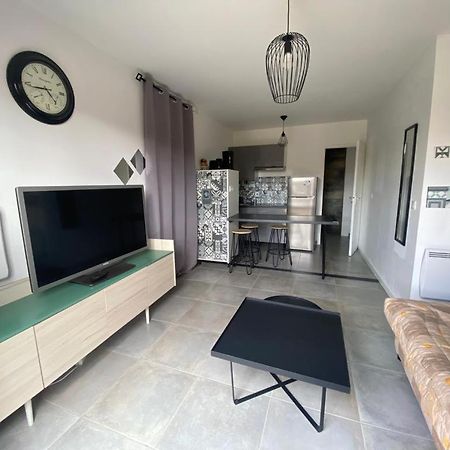 Studio Avec Exterieur Ombrage Saint-Marcel-lès-Valence Eksteriør bilde