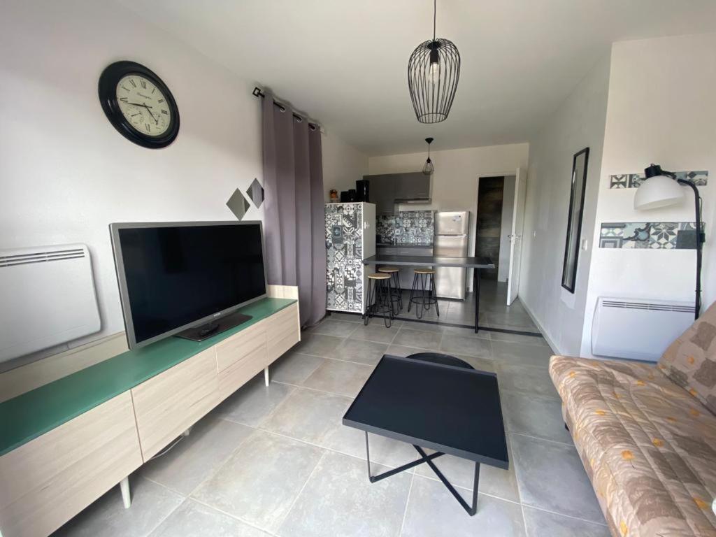 Studio Avec Exterieur Ombrage Saint-Marcel-lès-Valence Eksteriør bilde