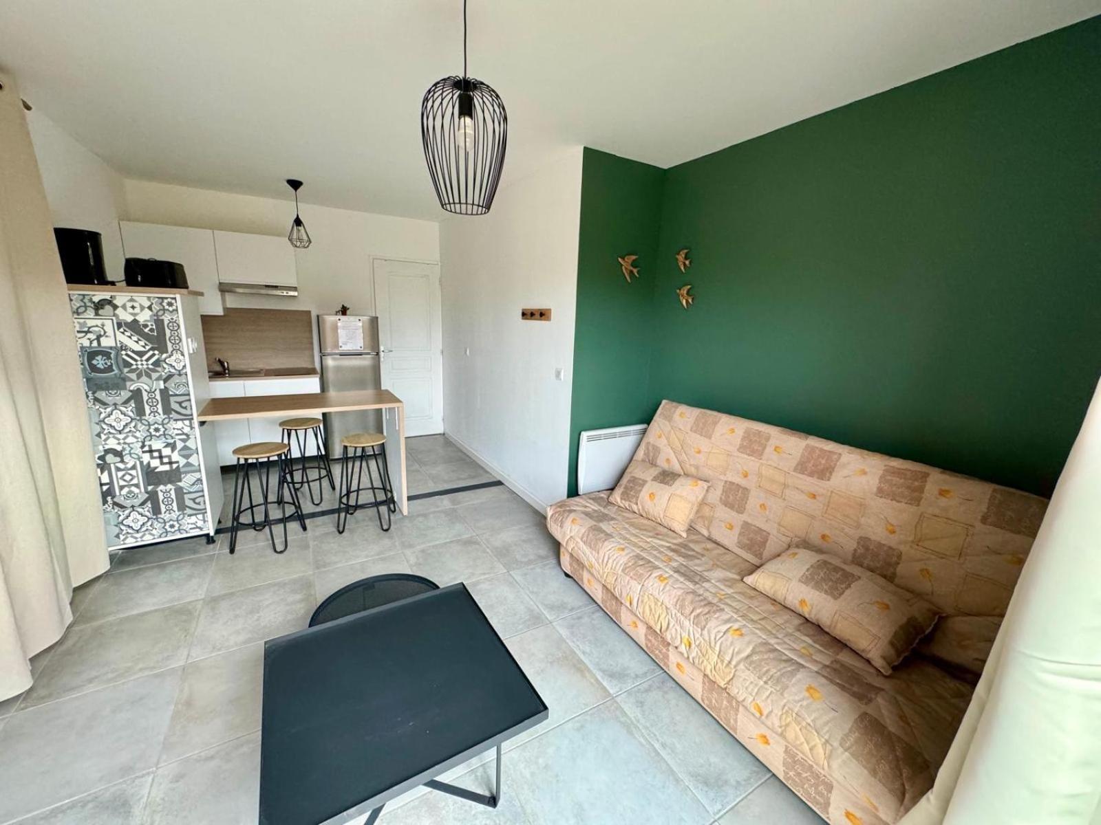 Studio Avec Exterieur Ombrage Saint-Marcel-lès-Valence Eksteriør bilde